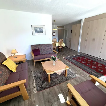 Salute 109 * ロイカーバード